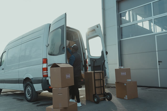 UK Parcel & Goods Delivery